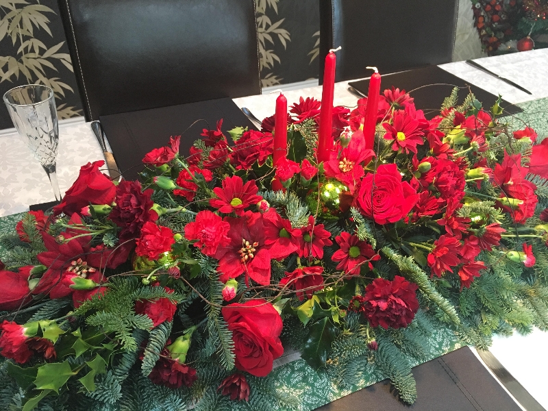 Christmas Table Centrepiece